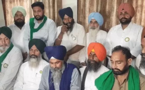 ਪੰਜਾਬ ਵਿੱਚ ਕਿਸਾਨਾਂ ਵੱਲੋਂ ਰੇਲ ਰੋਕੋ ਅੰਦੋਲਨ ਦਾ ਐਲਾਨ ; ਮੰਗਾਂ ਨਾ ਮੰਨੇ ਜਾਣ ‘ਤੇ ਰੇਲਵੇ ਟਰੈਕਾਂ ‘ਤੇ ਡਟਣਗੇ ਕਿਸਾਨ ਪੰਜਾਬ ਵਿੱਚ ਕਿਸਾਨਾਂ ਵੱਲੋਂ ਰੇਲ ਰੋਕੋ ਅੰਦੋਲਨ ਦਾ ਐਲਾਨ ; ਮੰਗਾਂ ਨਾ ਮੰਨੇ ਜਾਣ ‘ਤੇ ਰੇਲਵੇ ਟਰੈਕਾਂ ‘ਤੇ ਡਟਣਗੇ ਕਿਸਾਨ