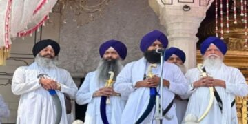 ਅਮਰਜੀਤ ਸਿੰਘ ਚਾਵਲਾ ਤੇ ਗਿਆਨੀ ਮਲਕੀਤ ਸਿੰਘ ਨੂੰ ਸਿੱਖ ਪੰਥ ਵਿਚੋਂ ਛੇਕਿਆ ; ਪੰਜ ਸਿੰਘ ਸਹਿਬਾਨ ਨੇ ਸੁਣਾਇਆ ਫ਼ੈਸਲਾ