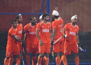 Asian Games : ਭਾਰਤੀ ਪੁਰਸ਼ ਹਾਕੀ ਟੀਮ ਨੇ ਜਾਪਾਨ ਨੂੰ ਹਰਾ ਕੇ ਸੈਮੀਫਾਈਨਲ ਵਿੱਚ ਕੀਤਾ ਪ੍ਰਵੇਸ਼ ; ਲਗਾਤਾਰ ਚੌਥੀ ਜਿੱਤ ਕੀਤੀ ਦਰਜ Asian Games : ਭਾਰਤੀ ਪੁਰਸ਼ ਹਾਕੀ ਟੀਮ ਨੇ ਜਾਪਾਨ ਨੂੰ ਹਰਾ ਕੇ ਸੈਮੀਫਾਈਨਲ ਵਿੱਚ ਕੀਤਾ ਪ੍ਰਵੇਸ਼ ; ਲਗਾਤਾਰ ਚੌਥੀ ਜਿੱਤ ਕੀਤੀ ਦਰਜ