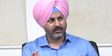 ਕਪੂਰਥਲਾ : ਲੋੜਵੰਦ ਮਰੀਜ਼ਾਂ ਲਈ MLA ਰਾਣਾ ਇੰਦਰ ਪ੍ਰਤਾਪ ਸਿੰਘ ਦਾ ਵੱਡਾ ਉਪਰਾਲਾ, PGI ਚੰਡੀਗੜ੍ਹ ਲਈ ਮੁਫ਼ਤ ਬੱਸ ਸੇਵਾ ਸ਼ੁਰੂ ਕਪੂਰਥਲਾ : ਲੋੜਵੰਦ ਮਰੀਜ਼ਾਂ ਲਈ MLA ਰਾਣਾ ਇੰਦਰ ਪ੍ਰਤਾਪ ਸਿੰਘ ਦਾ ਵੱਡਾ ਉਪਰਾਲਾ, PGI ਚੰਡੀਗੜ੍ਹ ਲਈ ਮੁਫ਼ਤ ਬੱਸ ਸੇਵਾ ਸ਼ੁਰੂ