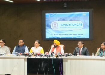 ਪੰਜਾਬ ਨਿਵੇਸ਼ਕਾਂ ਲਈ ਬਣੇਗਾ ਮੁੱਖ ਤਰਜੀਹ, ਸਾਰੀਆਂ ਮਨਜ਼ੂਰੀਆਂ ਸਿੰਗਲ ਵਿੰਡੋ ਰਾਹੀਂ: ਮੁੱਖ ਮੰਤਰੀ ਭਗਵੰਤ ਸਿੰਘ ਮਾਨ ਪੰਜਾਬ ਨਿਵੇਸ਼ਕਾਂ ਲਈ ਬਣੇਗਾ ਮੁੱਖ ਤਰਜੀਹ, ਸਾਰੀਆਂ ਮਨਜ਼ੂਰੀਆਂ ਸਿੰਗਲ ਵਿੰਡੋ ਰਾਹੀਂ: ਮੁੱਖ ਮੰਤਰੀ ਭਗਵੰਤ ਸਿੰਘ ਮਾਨ