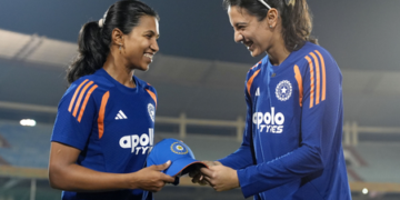 1st T20I : ਨਿਕੀ ਪ੍ਰਸਾਦ ਨੇ ਕੀਤਾ ਡੈਬਿਊ ; ਮੰਧਾਨਾ ਦੀ ਅਗਵਾਈ ਵਾਲੀ ਭਾਰਤੀ ਟੀਮ ਨੇ ਜ਼ਿੰਬਾਬਵੇ ਖਿਲਾਫ ਪਹਿਲਾਂ ਗੇਂਦਬਾਜ਼ੀ ਕਰਨ ਦਾ ਲਿਆ ਫੈਸਲਾ 