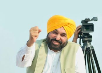 ਇਮਾਨਦਾਰੀ ਹੀ ਮੇਰਾ ਅਸਲ ਸਰਮਾਇਆ ਹੈ: ਮੁੱਖ ਮੰਤਰੀ ਭਗਵੰਤ ਸਿੰਘ ਮਾਨ ਇਮਾਨਦਾਰੀ ਹੀ ਮੇਰਾ ਅਸਲ ਸਰਮਾਇਆ ਹੈ: ਮੁੱਖ ਮੰਤਰੀ ਭਗਵੰਤ ਸਿੰਘ ਮਾਨ