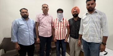 ਵਿਜੀਲੈਂਸ ਬਿਊਰੋ ਵੱਲੋਂ 30,000 ਰੁਪਏ ਰਿਸ਼ਵਤ ਲੈਂਦਾ ਪਟਵਾਰੀ ਰੰਗੇ ਹੱਥੀਂ ਕਾਬੂ