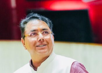 ਭਾਰਤ ’ਚ ਸੰਸਥਾਵਾਂ ਦੀ ਭਰੋਸੇਯੋਗਤਾ ਗੰਭੀਰ ਸੰਕਟ ਵਿੱਚ, ਲੋਕਾਂ ਨੂੰ ’ਚੁਣੀ ਹੋਈ ਤਾਨਾਸ਼ਾਹੀ’ ਵੱਲ ਧੱਕਿਆ ਜਾ ਰਿਹੈ: ਅਮਨ ਅਰੋੜਾ ਵੱਲੋਂ ਚੋਣ ਕਮਿਸ਼ਨ ਦੀ ਖੁਦਮੁਖਤਿਆਰੀ ਦੇ ਮੁੱਦੇ ‘ਤੇ ਕੇਂਦਰ ਸਰਕਾਰ ਦੀ ਤਿੱਖੀ ਆਲੋਚਨਾ ਭਾਰਤ ’ਚ ਸੰਸਥਾਵਾਂ ਦੀ ਭਰੋਸੇਯੋਗਤਾ ਗੰਭੀਰ ਸੰਕਟ ਵਿੱਚ, ਲੋਕਾਂ ਨੂੰ ’ਚੁਣੀ ਹੋਈ ਤਾਨਾਸ਼ਾਹੀ’ ਵੱਲ ਧੱਕਿਆ ਜਾ ਰਿਹੈ: ਅਮਨ ਅਰੋੜਾ ਵੱਲੋਂ ਚੋਣ ਕਮਿਸ਼ਨ ਦੀ ਖੁਦਮੁਖਤਿਆਰੀ ਦੇ ਮੁੱਦੇ ‘ਤੇ ਕੇਂਦਰ ਸਰਕਾਰ ਦੀ ਤਿੱਖੀ ਆਲੋਚਨਾ
