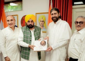 ‘ਯੁੱਧ ਨਸ਼ਿਆਂ ਵਿਰੁੱਧ’ ਮੁਹਿੰਮ ਨੂੰ ਹੋਰ ਤੇਜ਼ ਕਰਨ ਲਈ ਮੁੱਖ ਮੰਤਰੀ ਭਗਵੰਤ ਸਿੰਘ ਮਾਨ ਵੱਲੋਂ ਸਰਹੱਦੀ ਜ਼ਿਲ੍ਹਿਆਂ ’ਚ ਨਸ਼ਾ-ਮੁਕਤੀ ਬਾਰੇ ਆਤਮਿਕ ਸੁਧਾਰ ਪ੍ਰੋਗਰਾਮ ਨੂੰ ਪ੍ਰਵਾਨਗੀ