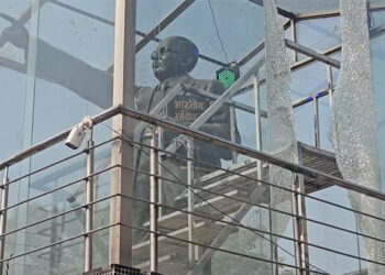 Punjab: ਲੁਧਿਆਣਾ ‘ਚ ਡਾ. ਅੰਬੇਡਕਰ ਦੇ ਬੁੱਤ ਦਾ ਤੋੜਿਆ ਸ਼ੀਸ਼ਾ Punjab: ਲੁਧਿਆਣਾ ‘ਚ ਡਾ. ਅੰਬੇਡਕਰ ਦੇ ਬੁੱਤ ਦਾ ਤੋੜਿਆ ਸ਼ੀਸ਼ਾ