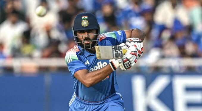 Cricket : ਭਾਰਤ ਬਨਾਮ ਵੈਸਟਇੰਡੀਜ਼ ; ਤੀਜਾ ਵਨਡੇ ਜਾਰੀ, ਭਾਰਤ ਦੀ ਅੱਧੀ ਟੀਮ ਪਰਤੀ ਪਵੇਲੀਅਨ