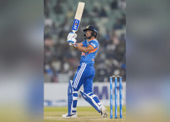 Cricket: ਭਾਰਤ ਨੇ ਜ਼ਿੰਬਾਬਵੇ ਨੂੰ 92 ਦੌੜਾਂ ਨਾਲ ਹਰਾਇਆ: ਮਹਿਲਾ ਕ੍ਰਿਕਟ ਟੀਮ ਨੇ ਟੀ-20 ਸੀਰੀਜ਼ 3-0 ਨਾਲ ਜਿੱਤੀ Cricket: ਭਾਰਤ ਨੇ ਜ਼ਿੰਬਾਬਵੇ ਨੂੰ 92 ਦੌੜਾਂ ਨਾਲ ਹਰਾਇਆ: ਮਹਿਲਾ ਕ੍ਰਿਕਟ ਟੀਮ ਨੇ ਟੀ-20 ਸੀਰੀਜ਼ 3-0 ਨਾਲ ਜਿੱਤੀ