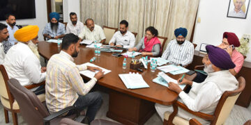 Punjab: ਹਰਪਾਲ ਚੀਮਾ ਵੱਲੋਂ PSPCL ਮੁਲਾਜ਼ਮਾਂ ਦੀਆਂ ਮੰਗਾਂ ਦੀ ਸਮੀਖਿਆ; ਜਾਇਜ਼ ਮੰਗਾਂ ਹੱਲ ਕਰਨ ਦੇ ਨਿਰਦੇਸ਼