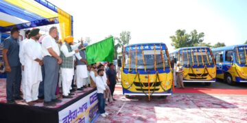 100 ਮਿੰਨੀ ਬੱਸਾਂ ਪੰਜਾਬ ਦੇ ਪਿੰਡਾਂ ਨੂੰ ਸ਼ਹਿਰਾਂ ਨਾਲ ਜੋੜਨਗੀਆਂ: ਮੁੱਖ ਮੰਤਰੀ ਭਗਵੰਤ ਸਿੰਘ ਮਾਨ 100 ਮਿੰਨੀ ਬੱਸਾਂ ਪੰਜਾਬ ਦੇ ਪਿੰਡਾਂ ਨੂੰ ਸ਼ਹਿਰਾਂ ਨਾਲ ਜੋੜਨਗੀਆਂ: ਮੁੱਖ ਮੰਤਰੀ ਭਗਵੰਤ ਸਿੰਘ ਮਾਨ