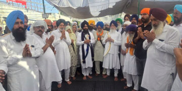Big News: ਜਥੇਦਾਰ ਗੜਗੱਜ ਨੇ ਭਾਈ ਪਰਵਿੰਦਰ ਸਿੰਘ (ਝੋਟਾ) ਨੂੰ ਦਿੱਤਾ ਕੌਮੀ ਸ਼ਹੀਦ ਦਾ ਦਰਜਾ Big News: ਜਥੇਦਾਰ ਗੜਗੱਜ ਨੇ ਭਾਈ ਪਰਵਿੰਦਰ ਸਿੰਘ (ਝੋਟਾ) ਨੂੰ ਦਿੱਤਾ ਕੌਮੀ ਸ਼ਹੀਦ ਦਾ ਦਰਜਾ