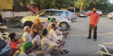 Punjab: ਝੋਨੇ ਦੀ ਖਰੀਦ ਨੂੰ ਲੈ ਕੇ ਕਿਸਾਨਾਂ ਨੇ ਮਾਰਕੀਟ ਕਮੇਟੀ ਦਫ਼ਤਰ ਅੱਗੇ ਲਾਇਆ ਧਰਨਾ