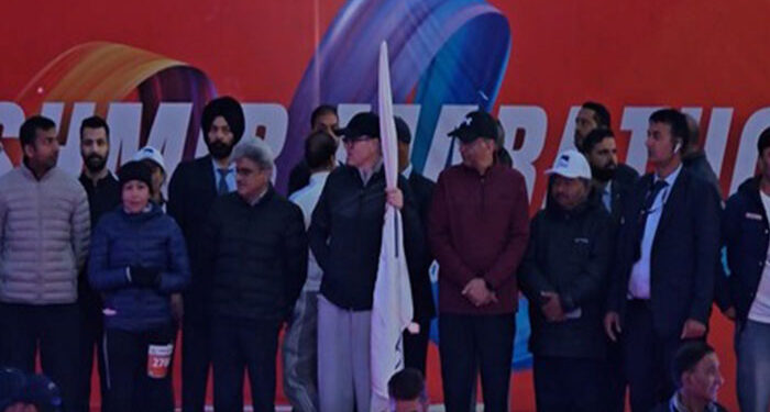 National: ਉਮਰ ਅਬਦੁੱਲਾ ਨੇ ਕਸ਼ਮੀਰ ਮੈਰਾਥਨ ਨੂੰ ਦਿਖਾਈ ਹਰੀ ਝੰਡੀ, 12 ਦੇਸ਼ਾਂ ਦੇ ਦੌੜਾਕਾਂ ਨੇ ਲਿਆ ਹਿੱਸਾ