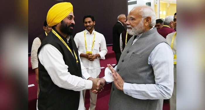 Punjab: ਪ੍ਰਧਾਨ ਮੰਤਰੀ ਮੋਦੀ ਨੇ ਮੁੱਖ ਮੰਤਰੀ ਭਗਵੰਤ ਮਾਨ ਨੂੰ ਜਨਮ ਦਿਨ ਦੀ ਦਿੱਤੀ ਵਧਾਈ