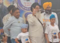 Punjab: ਪਰਵਿੰਦਰ ਝੋਟੇ ਦਾ ਅੰਤਿਮ ਸਸਕਾਰ ਨਾ ਕਰਨ ‘ਤੇ ਅੜੇ ਪਿਤਾ Punjab: ਪਰਵਿੰਦਰ ਝੋਟੇ ਦਾ ਅੰਤਿਮ ਸਸਕਾਰ ਨਾ ਕਰਨ ‘ਤੇ ਅੜੇ ਪਿਤਾ