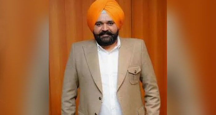 Punjab: OSD ਰਾਜਬੀਰ ਘੁੰਮਣ ਨਾਲ ਜੁੜੇ CBI ਕੇਸ ’ਚ ਪੰਜਾਬ ਸਰਕਾਰ ਸਹਿਯੋਗ ਲਈ ਤਿਆਰ Punjab: OSD ਰਾਜਬੀਰ ਘੁੰਮਣ ਨਾਲ ਜੁੜੇ CBI ਕੇਸ ’ਚ ਪੰਜਾਬ ਸਰਕਾਰ ਸਹਿਯੋਗ ਲਈ ਤਿਆਰ