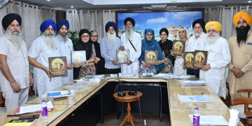 Punjab: ਸ੍ਰੀ ਅੰਮ੍ਰਿਤਸਰ ਦੇ ਸਥਾਪਨਾ ਦਿਵਸ ਦੀ 450 ਸਾਲਾ ਸ਼ਤਾਬਦੀ ਨੂੰ ਯਾਦਗਾਰੀ ਬਨਾਉਣ ਲਈ ਉਲੀਕੇ ਜਾਣਗੇ ਵਿਸ਼ੇਸ਼ ਸਮਾਗਮ – ਐਡਵੋਕੇਟ ਧਾਮੀ Punjab: ਸ੍ਰੀ ਅੰਮ੍ਰਿਤਸਰ ਦੇ ਸਥਾਪਨਾ ਦਿਵਸ ਦੀ 450 ਸਾਲਾ ਸ਼ਤਾਬਦੀ ਨੂੰ ਯਾਦਗਾਰੀ ਬਨਾਉਣ ਲਈ ਉਲੀਕੇ ਜਾਣਗੇ ਵਿਸ਼ੇਸ਼ ਸਮਾਗਮ – ਐਡਵੋਕੇਟ ਧਾਮੀ