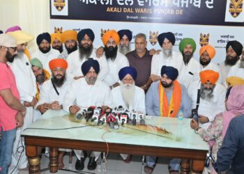 ਉੱਘੇ ਗੀਤਕਾਰ “ਗਿੱਲ ਰੌਂਤਾ” ਅਕਾਲੀ ਦਲ “ਵਾਰਿਸ ਪੰਜਾਬ ਦੇ” ਵਿੱਚ ਸ਼ਾਮਲ ਉੱਘੇ ਗੀਤਕਾਰ “ਗਿੱਲ ਰੌਂਤਾ” ਅਕਾਲੀ ਦਲ “ਵਾਰਿਸ ਪੰਜਾਬ ਦੇ” ਵਿੱਚ ਸ਼ਾਮਲ
