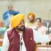 ਦਿੱਲੀ ਤੋਂ ਕੈਨੇਡਾ ਦੀ ਦੂਰੀ ਦੇ ਬਰਾਬਰ ਪਾਈਪਲਾਈਨ ਵਿਛਾ ਕੇ 80 ਫ਼ੀਸਦੀ ਖੇਤਾਂ ਤੱਕ ਪਾਣੀ ਪਹੁੰਚਾਇਆ-ਭਗਵੰਤ ਸਿੰਘ ਮਾਨ ਦਿੱਲੀ ਤੋਂ ਕੈਨੇਡਾ ਦੀ ਦੂਰੀ ਦੇ ਬਰਾਬਰ ਪਾਈਪਲਾਈਨ ਵਿਛਾ ਕੇ 80 ਫ਼ੀਸਦੀ ਖੇਤਾਂ ਤੱਕ ਪਾਣੀ ਪਹੁੰਚਾਇਆ-ਭਗਵੰਤ ਸਿੰਘ ਮਾਨ