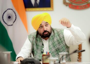 ਮੁੱਖ ਮੰਤਰੀ ਭਗਵੰਤ ਸਿੰਘ ਮਾਨ ਵੱਲੋਂ ਕੇਂਦਰੀ ਖੁਰਾਕ ਤੇ ਜਨਤਕ ਵੰਡ ਮੰਤਰੀ ਨੂੰ ਪੱਤਰ, ਸਟੋਰੇਜ ਲਈ ਜਗ੍ਹਾ ਦੀ ਘਾਟ ਕਾਰਨ ਮੰਡੀਆਂ ਵਿੱਚ ਕਿਸਾਨ ਖੱਜਲ-ਖੁਆਰ ਨਾ ਹੋਣ ਮੁੱਖ ਮੰਤਰੀ ਭਗਵੰਤ ਸਿੰਘ ਮਾਨ ਵੱਲੋਂ ਕੇਂਦਰੀ ਖੁਰਾਕ ਤੇ ਜਨਤਕ ਵੰਡ ਮੰਤਰੀ ਨੂੰ ਪੱਤਰ, ਸਟੋਰੇਜ ਲਈ ਜਗ੍ਹਾ ਦੀ ਘਾਟ ਕਾਰਨ ਮੰਡੀਆਂ ਵਿੱਚ ਕਿਸਾਨ ਖੱਜਲ-ਖੁਆਰ ਨਾ ਹੋਣ