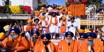 Amritsar : ਸ੍ਰੀ ਗੁਰੂ ਰਾਮਦਾਸ ਜੀ ਦੇ ਪ੍ਰਕਾਸ਼ ਪੁਰਬ ਮੌਕੇ ਸ੍ਰੀ ਅਕਾਲ ਤਖ਼ਤ ਸਾਹਿਬ ਤੋਂ ਸਜਾਇਆ ਨਗਰ ਕੀਰਤਨ